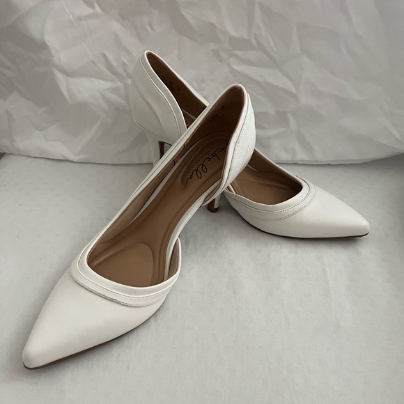 Abella Shoes Nwot Abella True Comfort White Pointy Toe High Heels Poshmark